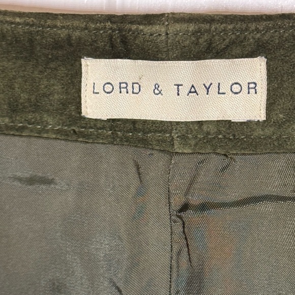 Lord & Taylor 100% Green Leather Pants - Picture 6 of 6